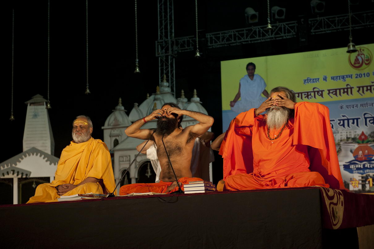 swamiji_with_ramdevji01