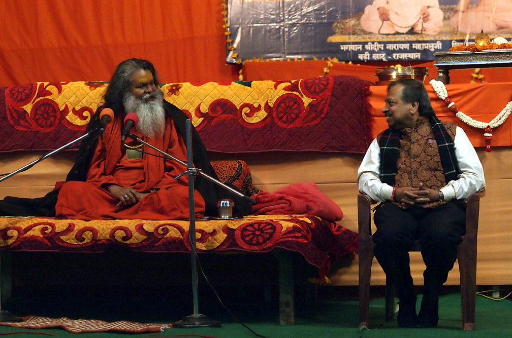 IMG 10 Swamiji and the past Ambassador of India in Vienna, His Excellency Mr Sheelkant Sharmaji