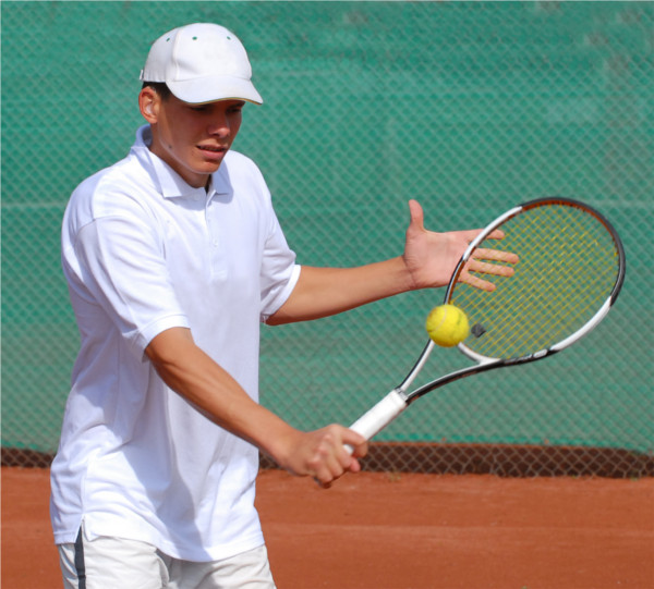 Tennis player from Debrecen, Hungary wins gold medal at Deaflympics