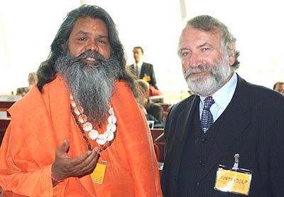 Swamiji and Awraham Soetendorp, Rabbi of the Liberal Jewish Community