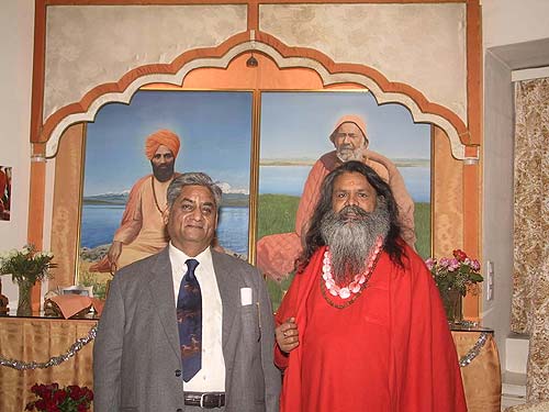 Shree Kothari Ji and Swamiji at the Sri Deep Madhavananda Ashram Vienna