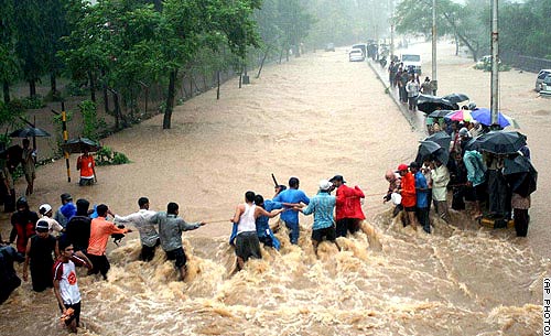 Flood devastation (source:www.cnn.com)