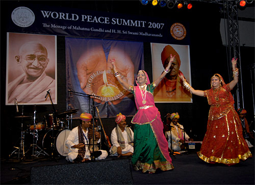 Cultural program of the Summit: Indian folk group