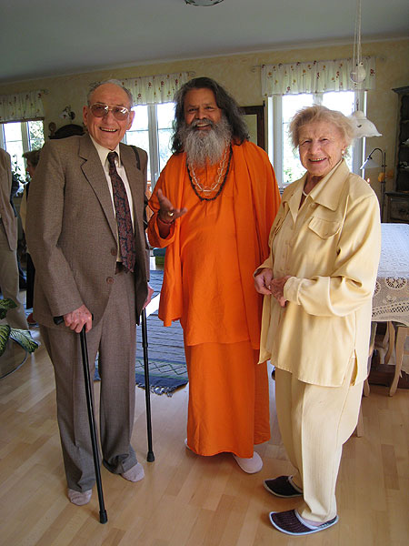 Swamiji with Zlatka and Josef Gal